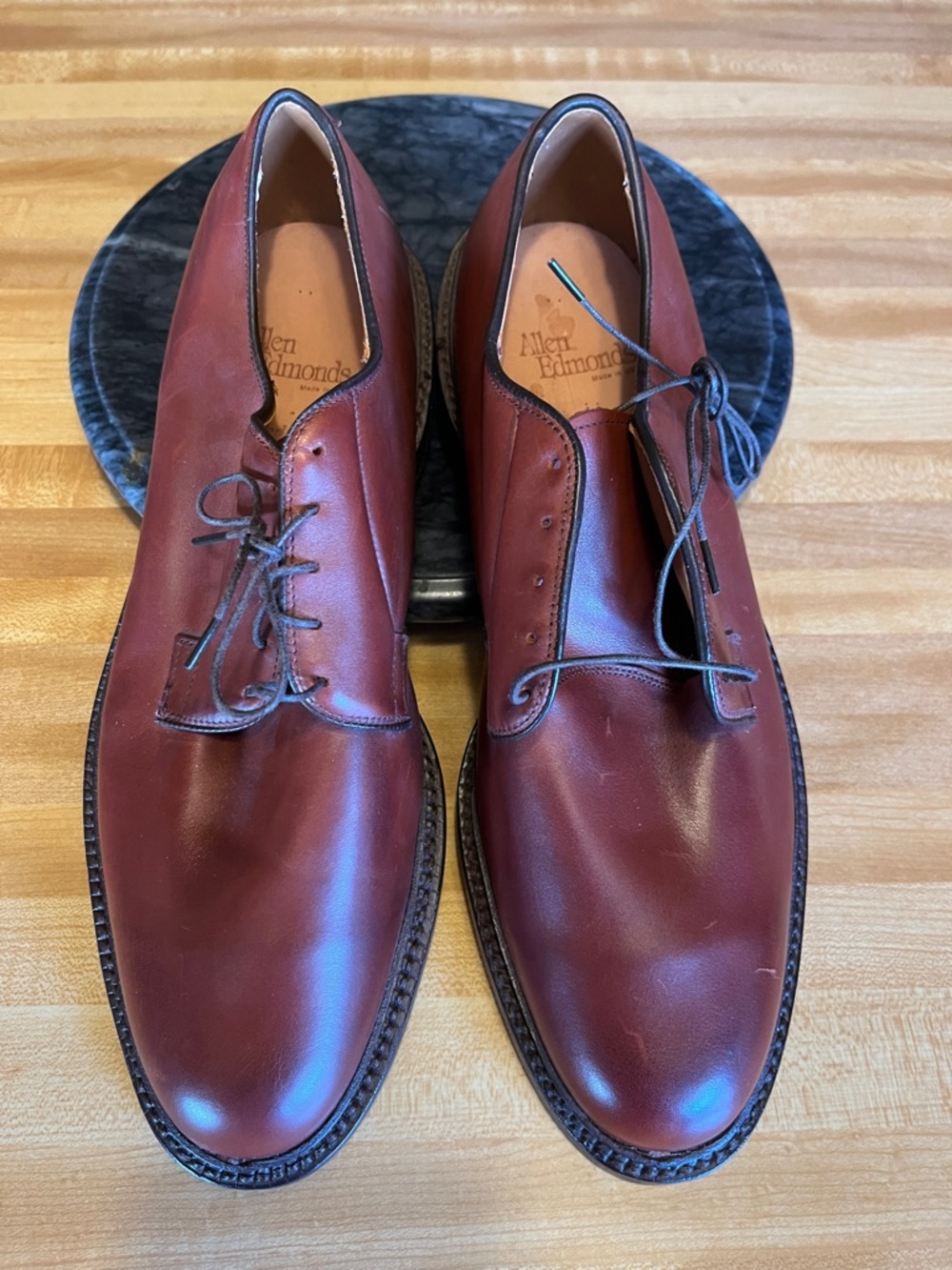 Allen Edmonds Men's Burgundy Leather Derby Shoes